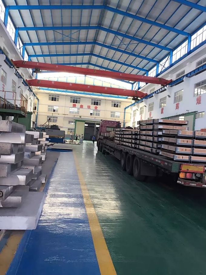 ASTM B348 Gr5 Titanium Forged Block , Gr23 Titanium Alloy Bar 3